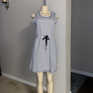NWT White & Navy UPF 50+ Exist Dress